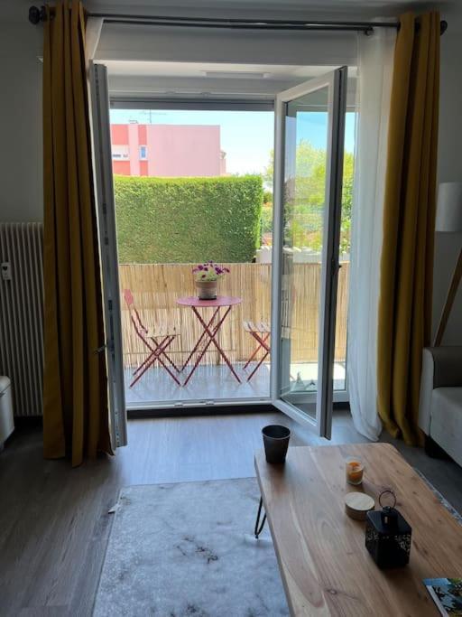 Superbe Appartement Lumineux Avec Parking Gratuit Wintzenheim Eksteriør billede