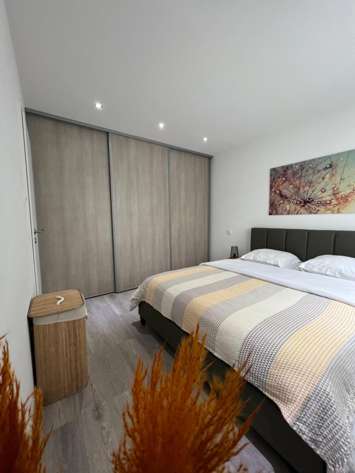 Superbe Appartement Lumineux Avec Parking Gratuit Wintzenheim Eksteriør billede